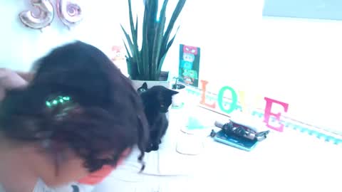 Snapshot of seuctive_woman57 chatting on 09/24/25, 06:33 samy online show from 09/24/25, 06:33