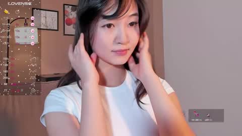 Snapshot of seulbi chatting on 09/10/25, 02:28 Sana online show from 09/10/25, 02:28