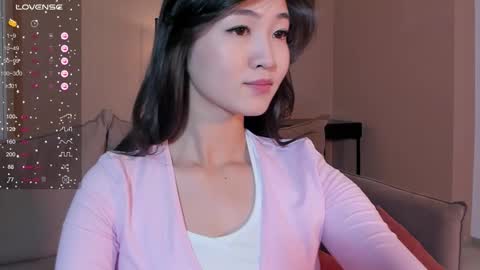 Snapshot of seulbi chatting on 09/16/25, 02:51 Sana online show from 09/16/25, 02:51