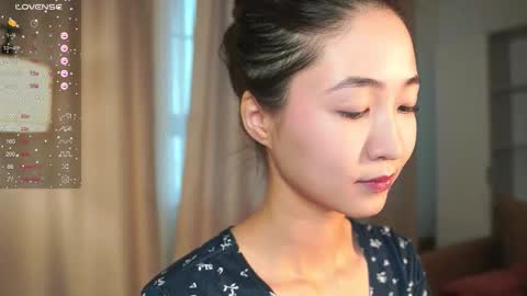 Snapshot of seulbi chatting on 11/26/25, 10:27 Sana online show from 11/26/25, 10:27