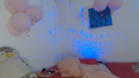 Karol y antony online show from 11/19/25, 02:11