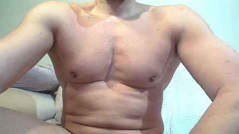 Snapshot of sex_machine_19 chatting on 12/10/24, 12:05 SEX MACHINE 19 online show from 12/10/24, 12:05