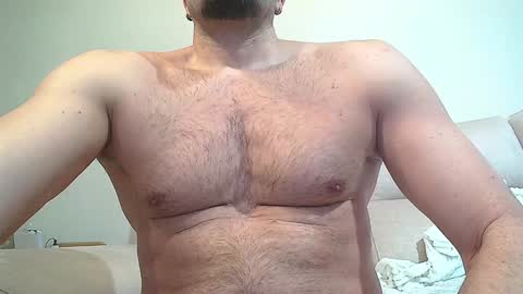 Snapshot of sex_machine_19 chatting on 01/12/25, 12:01 SEX MACHINE 19 online show from 01/12/25, 12:01