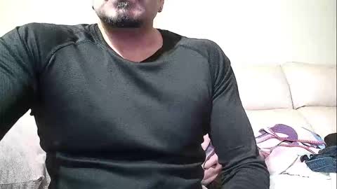 Snapshot of sex_machine_19 chatting on 02/28/26, 06:42 SEX MACHINE 19 online show from 02/28/26, 06:42