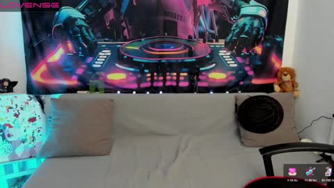 Snapshot of sex_pride chatting on 12/11/24, 11:10 Leyila Johnnyn online show from 12/11/24, 11:10