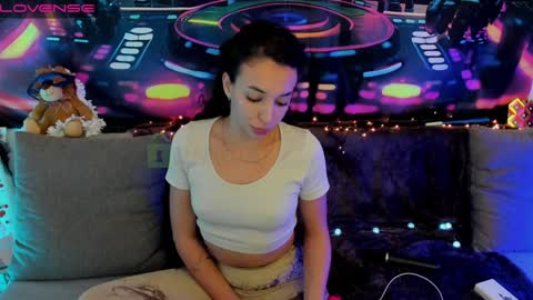 Snapshot of sex_pride chatting on 12/26/24, 07:38 Leyila Johnnyn online show from 12/26/24, 07:38