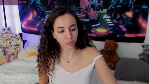 Snapshot of sex_pride chatting on 02/26/25, 11:59 Leyila Johnnyn online show from 02/26/25, 11:59