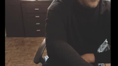 Snapshot of sexandsexy1999 chatting on 02/21/25, 09:54 Daniel Taylor online show from 02/21/25, 09:54