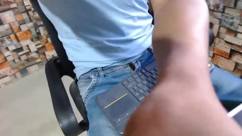 arnold online show from 10/03/25, 10:40