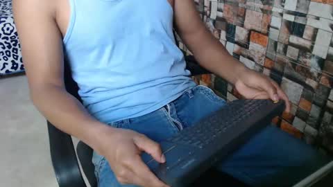 arnold online show from 10/15/25, 09:59