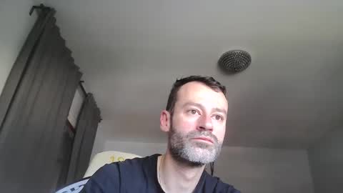 Snapshot of sexbrute chatting on 11/02/25, 03:25 sexbrute online show from 11/02/25, 03:25