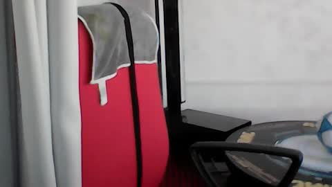 Snapshot of sexcoppia_24 chatting on 06/20/26, 07:44 sexcoppia_24 online show from 06/20/26, 07:44