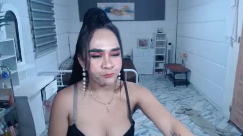 Snapshot of sexcum_trendingts_now chatting on 10/03/25, 02:19 MS Anna online show from 10/03/25, 02:19