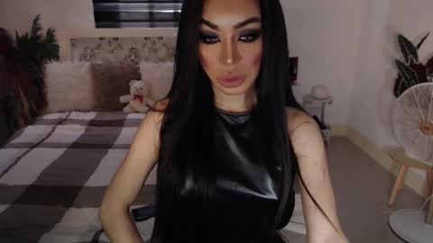 Snapshot of sexenchantresstgirl chatting on 12/03/24, 12:46 Mistress Maria online show from 12/03/24, 12:46