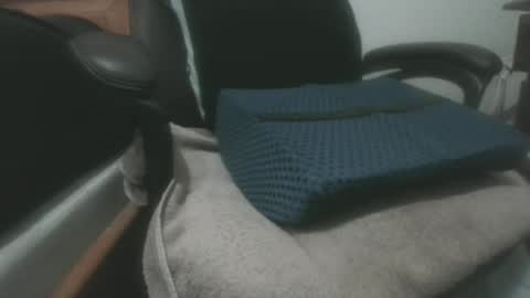 Snapshot of sexfiend4u2 chatting on 03/01/25, 10:34 sexfiend online show from 03/01/25, 10:34