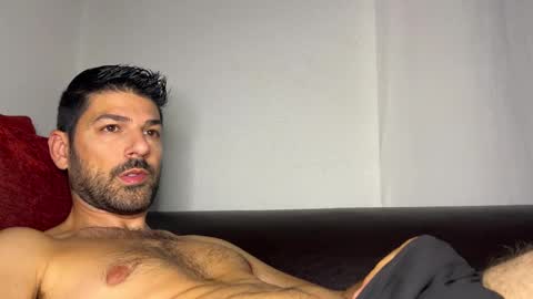 Snapshot of sexfriendch chatting on 09/26/25, 12:36 Lucenzo  online show from 09/26/25, 12:36