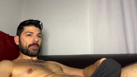 Lucenzo  online show from 12/21/25, 01:24