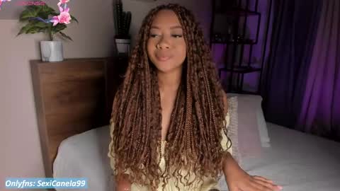 Snapshot of sexicanela99 chatting on 04/27/26, 12:36 ... Camila ... online show from 04/27/26, 12:36