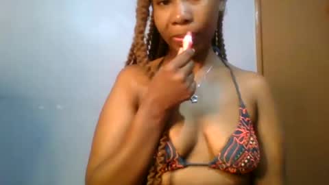 Snapshot of sexie_curvie chatting on 02/03/25, 04:04 Maggie online show from 02/03/25, 04:04