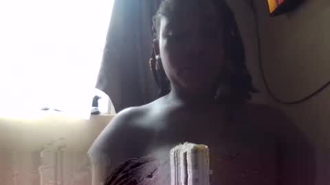 Snapshot of sexie_curvie chatting on 10/26/25, 10:21 Maggie online show from 10/26/25, 10:21