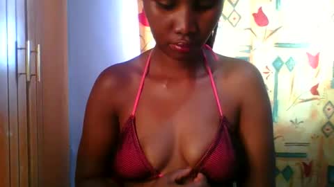 Maggie online show from 11/26/25, 09:21