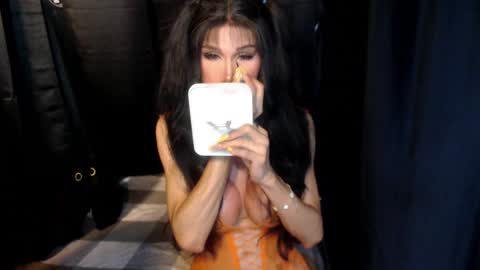 nicole online show from 02/25/26, 09:02