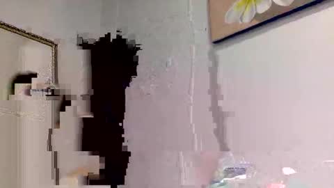 Snapshot of sexiiisenseiii chatting on 09/21/25, 08:21 dankdiggler online show from 09/21/25, 08:21