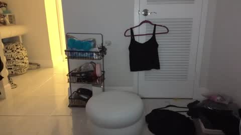 Snapshot of sexilexi69xxx chatting on 07/27/26, 06:31 sexilexi69xxx online show from 07/27/26, 06:31