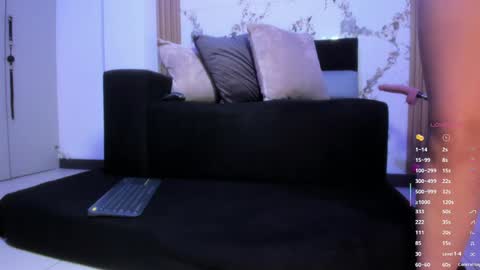 Snapshot of sexirose_19 chatting on 05/07/26, 01:05 Rosa online show from 05/07/26, 01:05