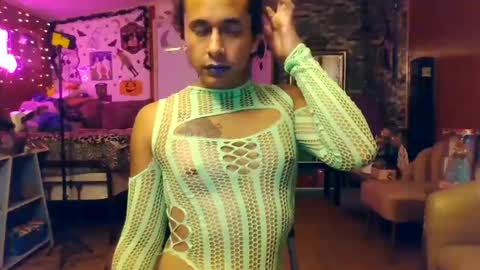 sexiwhiskey699 online show from 10/11/25, 08:13