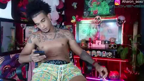 Aharon  ravelo online show from 11/21/25, 03:38