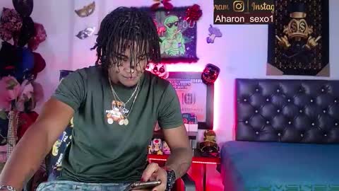 Aharon  ravelo online show from 02/04/26, 05:57