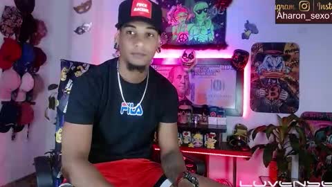 Aharon  ravelo online show from 02/15/26, 04:53