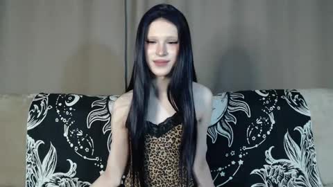 Nextdoor Princess online show from 04/29/26, 06:36