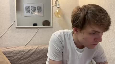 Jennis and OliverPvt is open online show from 04/24/26, 06:10