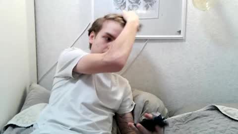 Jennis and OliverPvt is open online show from 04/27/26, 07:01