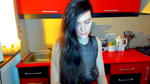 Snapshot of sexqueen1111 chatting on 11/26/25, 02:01 sexqueen1111 online show from 11/26/25, 02:01