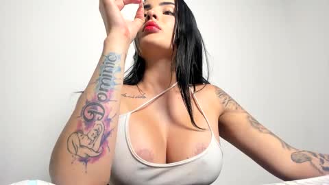 Snapshot of sexual_addiction chatting on 01/15/25, 01:56 SARA online show from 01/15/25, 01:56