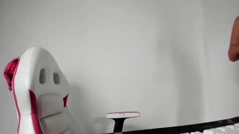 Snapshot of sexual_addiction chatting on 01/15/25, 09:20 SARA online show from 01/15/25, 09:20