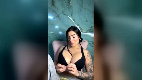 Snapshot of sexual_addiction chatting on 12/05/25, 05:09 SARA online show from 12/05/25, 05:09