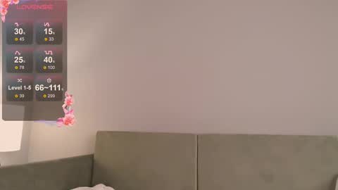 Snapshot of sexuallycorrect chatting on 02/09/25, 05:43 Ray New video in bio online show from 02/09/25, 05:43