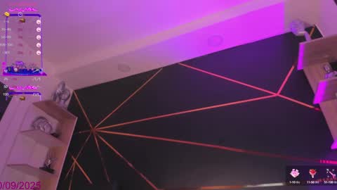 Tifanny Benitez  online show from 09/20/25, 01:56