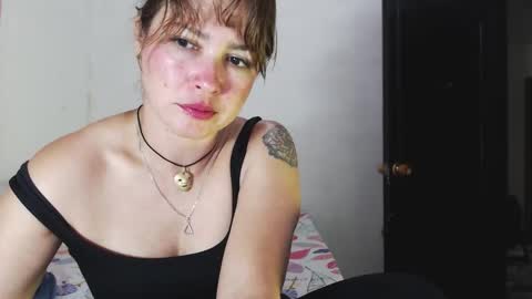 Snapshot of sexwwoman chatting on 11/09/25, 09:13 CHIARA online show from 11/09/25, 09:13