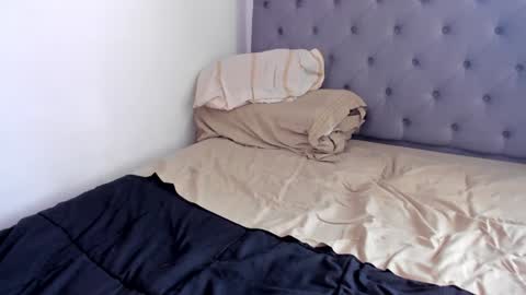 Jax and Lu online show from 12/23/24, 09:29