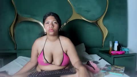 Snapshot of sexxtaty chatting on 05/05/26, 05:10 Sexxtaty online show from 05/05/26, 05:10