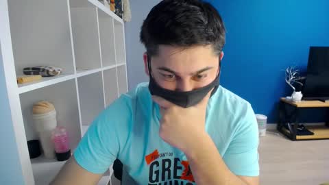 Tommy online show from 03/10/25, 02:48