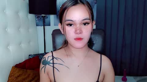 sexxxy_caroline online show from 12/15/24, 02:59