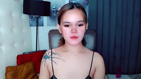 sexxxy_caroline online show from 12/19/24, 07:51