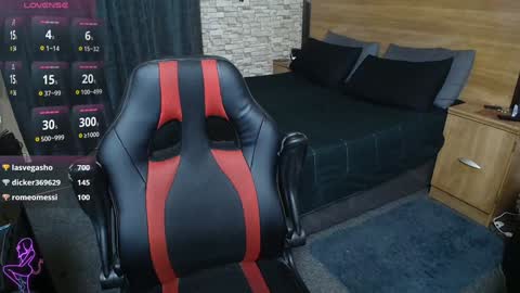 Snapshot of sexxxycrystali chatting on 02/08/25, 08:21 sexxxycrystali online show from 02/08/25, 08:21