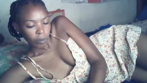 sexxy_curvy23 online show from 01/16/26, 07:45